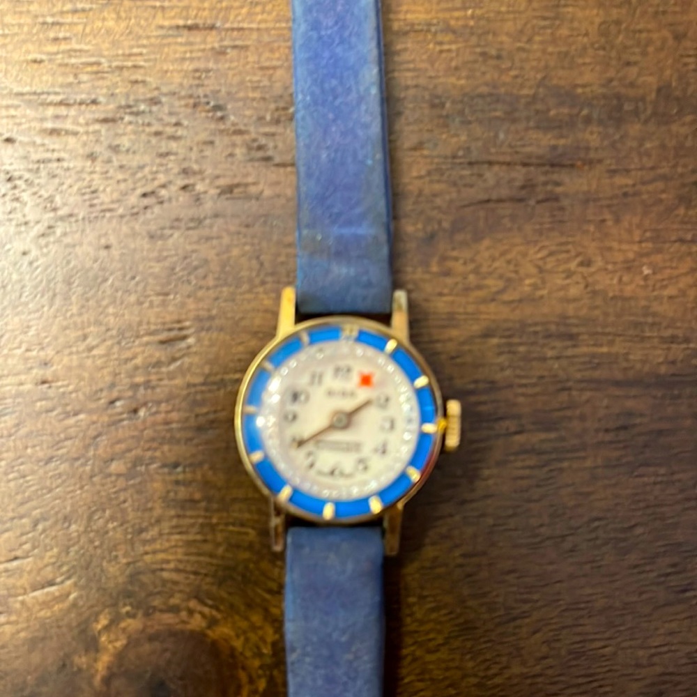 Gisa Swiss made woman’s watch.